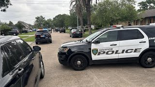 HPD update after suspect dies after officers used stun gun on him during call