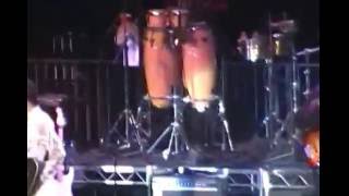 Brothers Johnson 2016 performing "Land of Ladies"