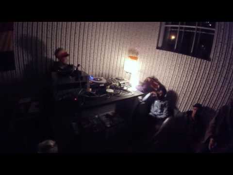 Ras Wolde playing on Seafront Hi Fi (Tallinn, Estonia)