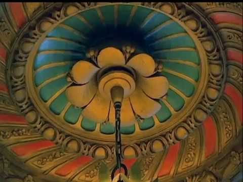 Inside the Hotel du Pont