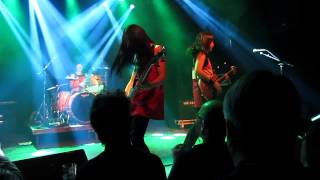 Shonen Knife - Devil House, Bear Up Bison @ Tavastia, Helsinki 24.10.2012