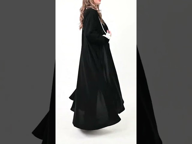 عباية ملكي بكم ابيض