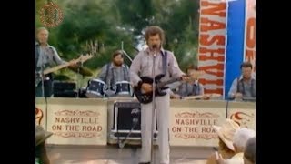 Conway Twitty - You&#39;ve Never Been This Far Before 1982