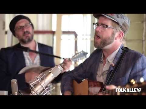 Folk Alley Sessions: Old Man Luedecke - 