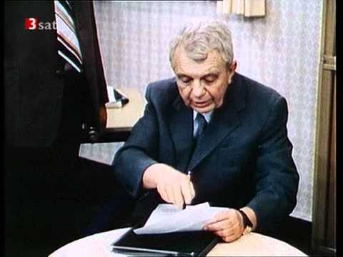 Wenn man zur Polizei geht, braucht man....