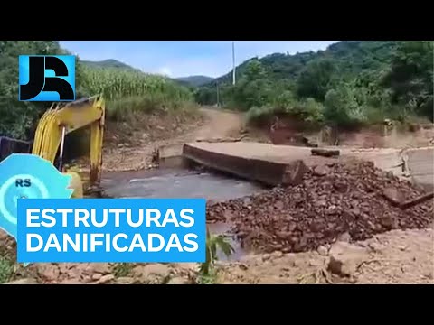RS: pontes recuperadas da enchente de 2024 são danificadas pelos temporais que atingem o estado