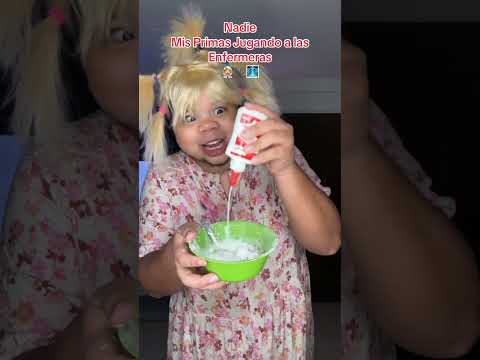 Las Niñas cuando se enferman y se cuidan entre ella 😂 !