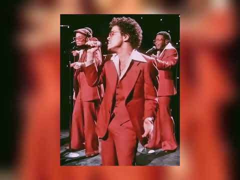 Versace On The Floor - Musica De Los 70s 80s 90s