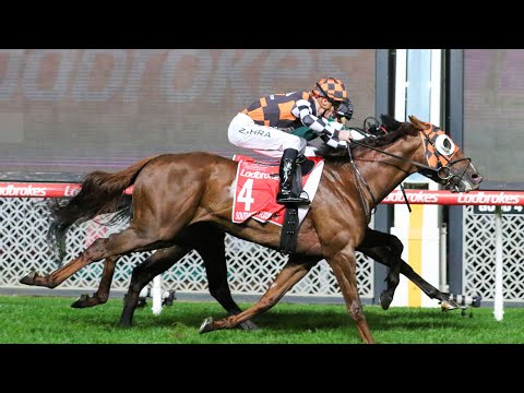 SOUTHPORT TYCOON wins the G1 Manikato Stakes