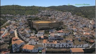 preview picture of video 'Murallas, Museo arqueológico y Castillo en Aroche, Huelva'