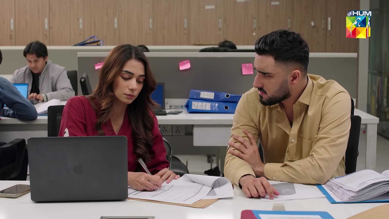 Kya Usama Ko Pata Hai Tum Mujh Se Milti Ho..? #alishbakhan - Musafat - HUM TV