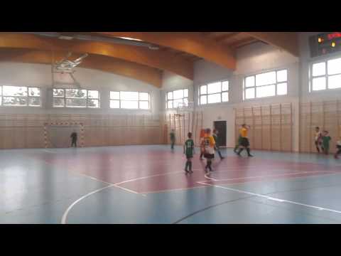 Metalowiec Łódź vs Sokół Aleksandrów Halowy Turniej Piłki Nożnej Lutomiersk 2016