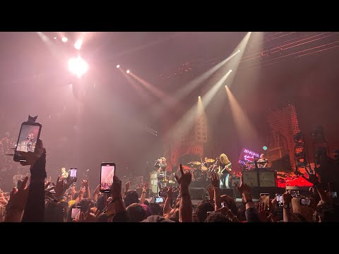 MY CHEMICAL ROMANCE - THE FORUM, LOS ANGELES DAY 3 FULL SHOW - PART B (ENCORE)