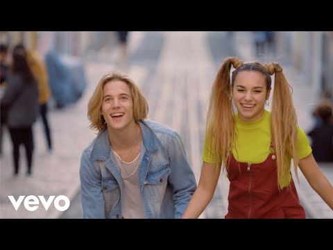 Matteo Markus Bok - Besos Besos (Official Video)
