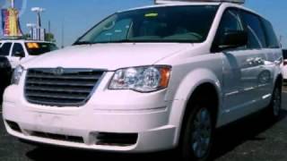 preview picture of video 'Preowned 2009 Chrysler Town Country Indianapolis IN 46219'