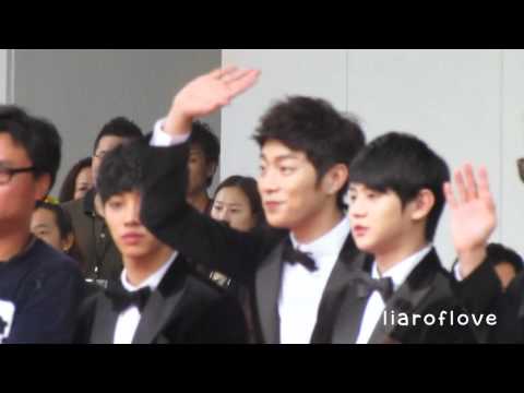 111129 MAMA in Singapore Red Carpet - Beast