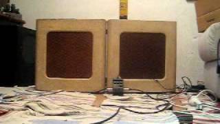 Video thumbnail for Blues Harp Amps 6: 1957 Danelectro Commando by robsheils