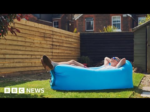 World’s biggest four-day working week trial ends in success - BBC News