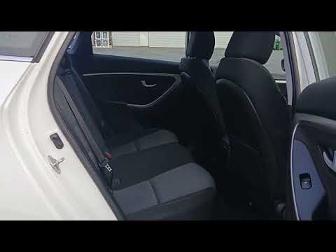 Hyundai i30 1.6 Diesel Deluxe Plus - Image 2