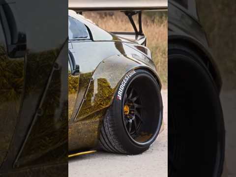 This Z goes HARD #350z #nissanz #rocketbunny #rollers #fujifilmxh2s #carstories #vq #widebody #wing