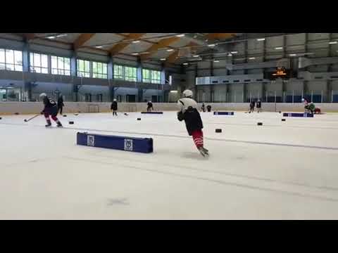 Huskies hockey clinic Sept 2021