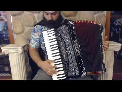 5737 -Excellent Black Decorated Beltuna Prestige IV Piano Accordion LMMM 41 120 MusicTech MIDI $5999