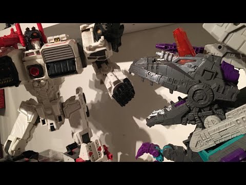 BIGGEST DECEPTICON EVER?! || Titans Return Trypticon Showcase, Comparisons & My Thoughts