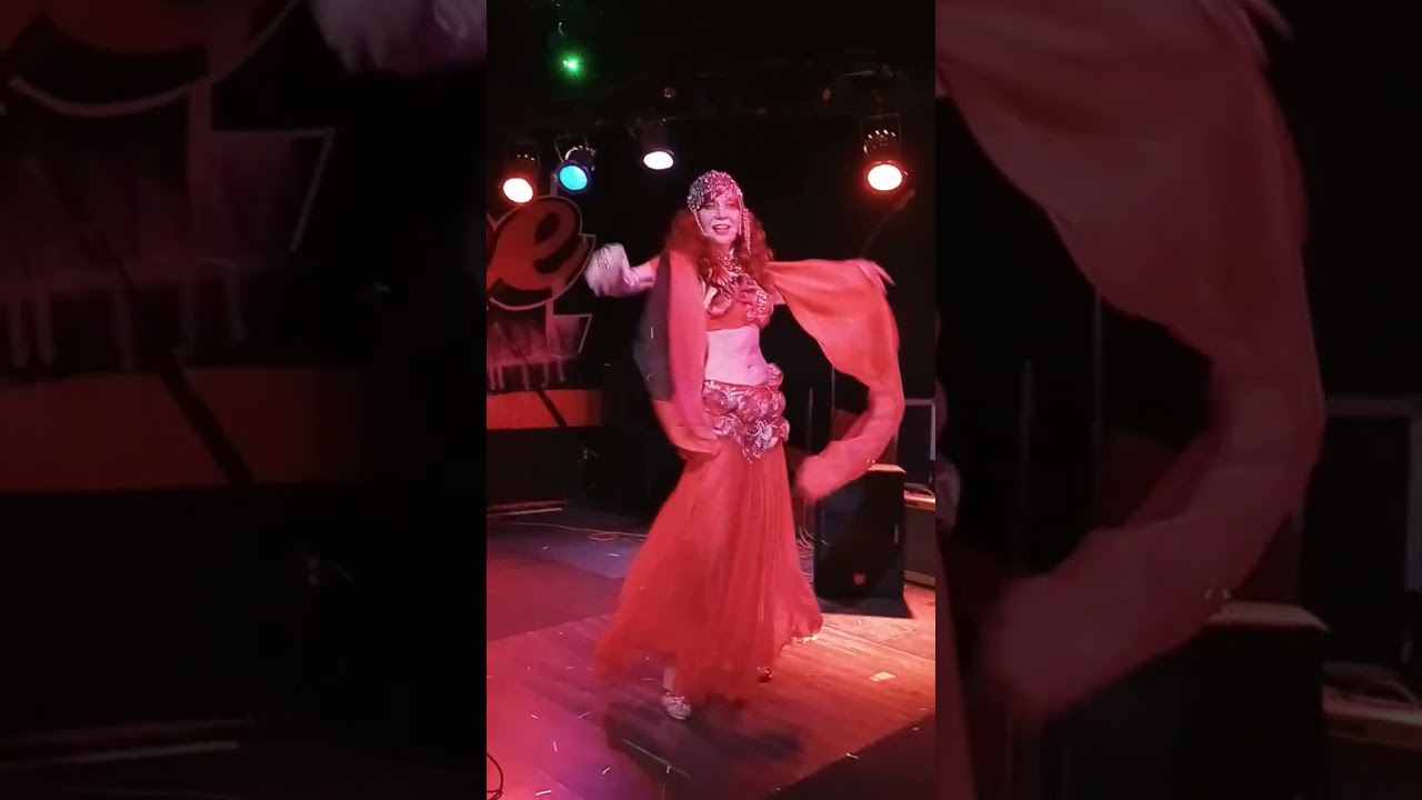 Promotional video thumbnail 3 for Toronto Belly Dancer