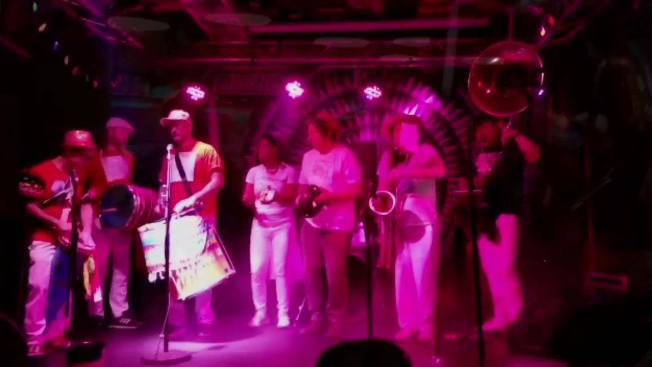 Promotional video thumbnail 6 for Bloco La Conga