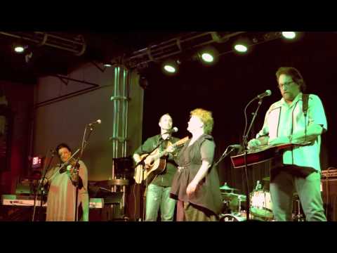 Maura O'Connell & Jerry Douglas, Summerfly