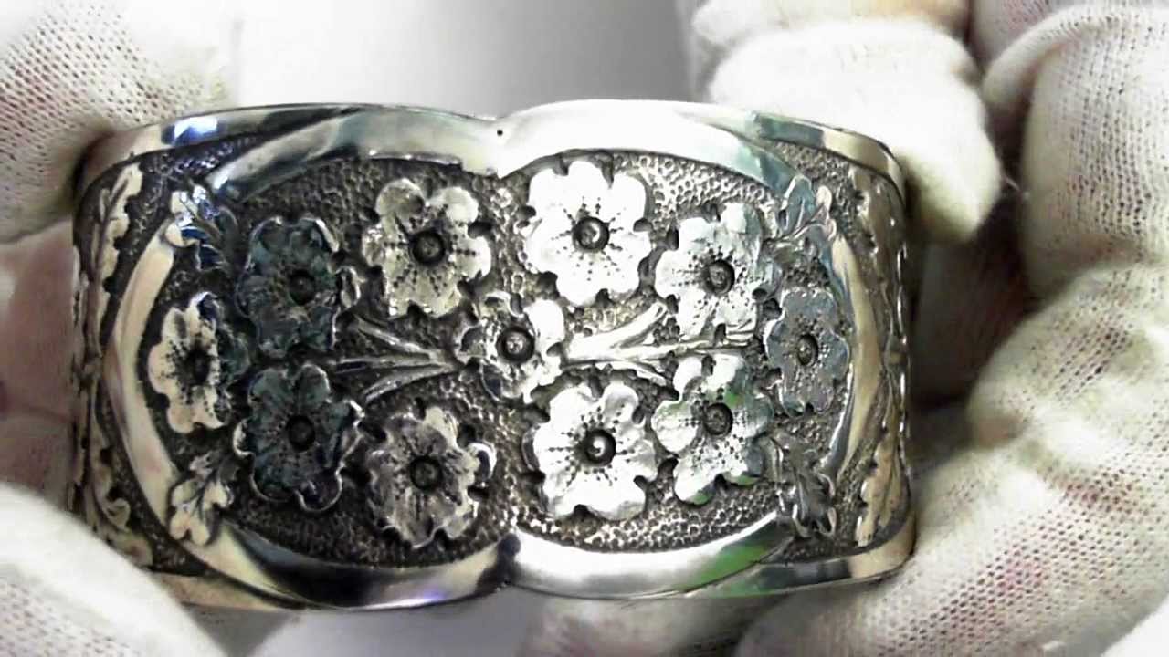 Victorian (Circa 1900) Bangle - Sterling