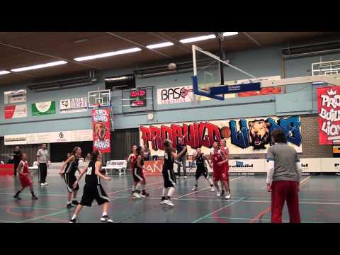 Mu16-1: Probuild lions tegen Wildcats