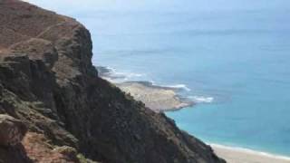 preview picture of video 'Mirador del Rio, Lanzarote, Canary islands'