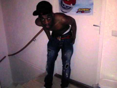 Mello D Ft. Love Dokter & Lastpak - Rolen Met De Swaggerboys.wmv