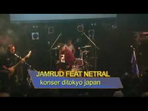 Jamrud feat eno netral.. putri live in tokyo