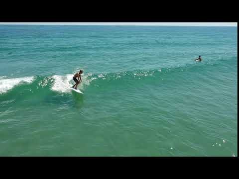 Onada assolellada a la platja de Nauset