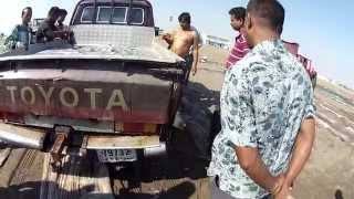 preview picture of video 'Fishermen in Fujairah, UAE'