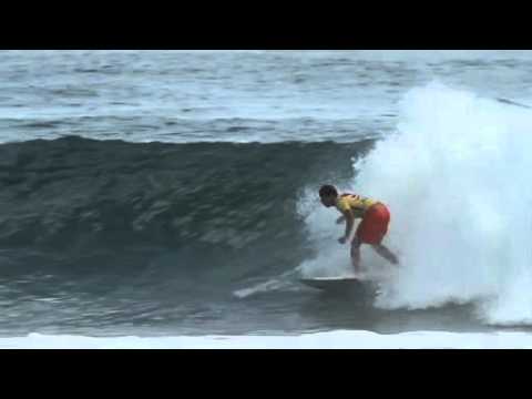 Quik Pro Gold Coast 2011 - Julian Wilson Surf/IV.  Adrian Buchan Surf