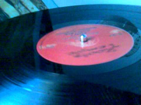 Chazbo meets Empress Shema - Guide I - Roots Temple Vinyl 12 Inches.mp4