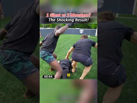 A giant faces two monsters, becomes nightmare! #boxing #mma