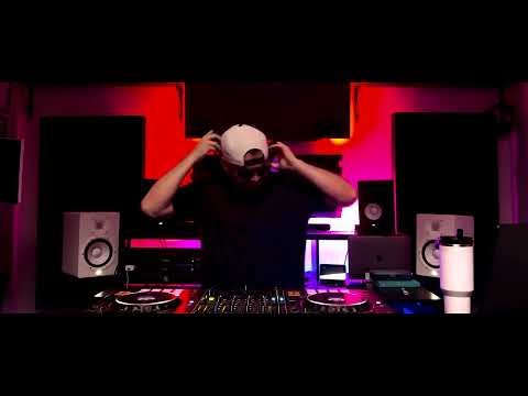 Dark Disco's Luis Delgado Holographic Sessions