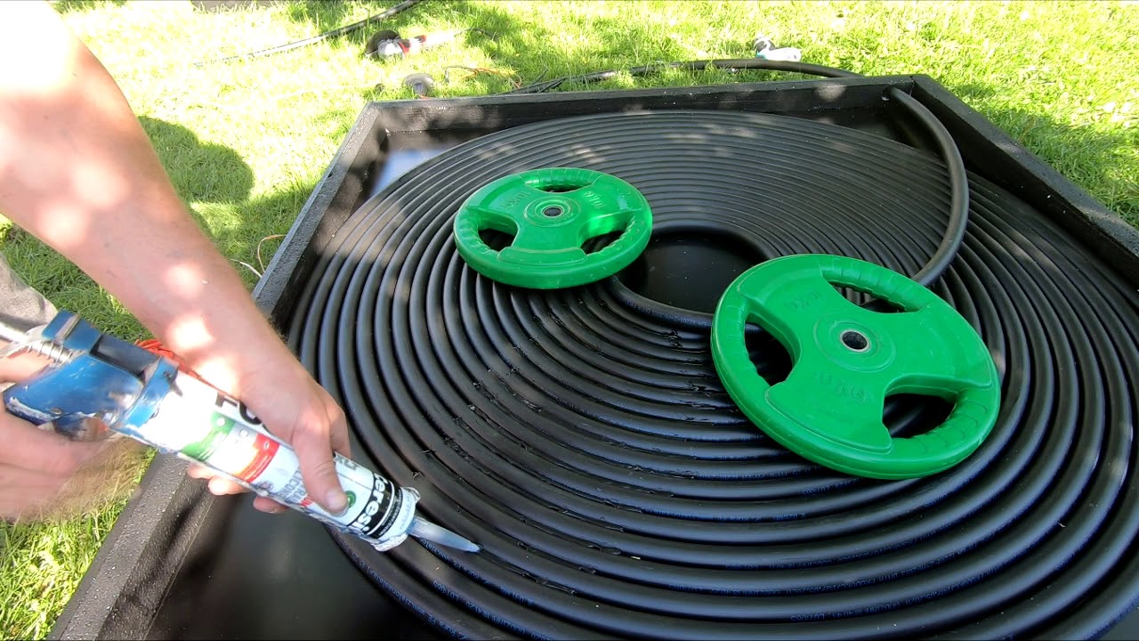 Panele słoneczne, ogrzewanie basenu ogrodowego, ciepło ze słońca, ciepła woda w basenie, kolektor.