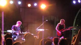 Wye Oak - Watching the Waiting - live - Houston, TX