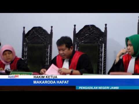 B09 20170523 038 HAKIM VONIS UMAR THALEB 15 TAHUN PENJARA