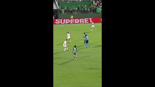 TERCEIRO GOL DA CHAPECOENSE!! JEAN CARLOS AMPLIA! | #shorts | ge.globo