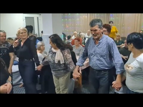 Kolo za Medihu "Vaha i Premijer bend"