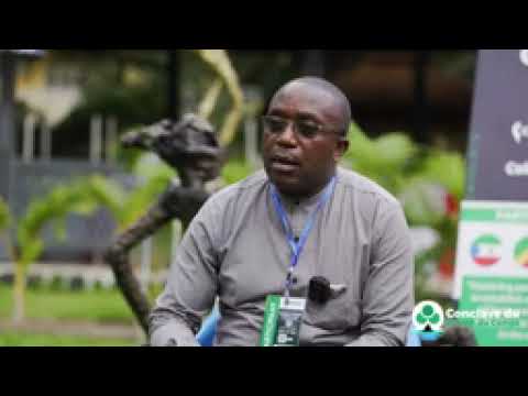 Prof. Jonathan Ilunga Muledi, rapporteur du groupe 3, Conclave du bassin du Congo