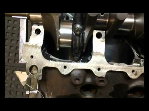 355 Holden stroker block clearancing.wmv