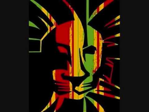 Johnny Clarke - Move Up Rasta Man