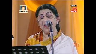 Dil Deewana | Lata Mangeshkar Live Concert An Era In Evening 1997 | Maine Pyar Kiya (1989)